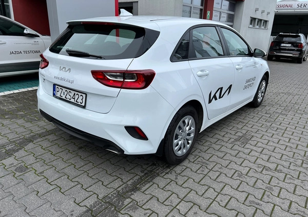 Kia Ceed cena 77900 przebieg: 17500, rok produkcji 2022 z Ćmielów małe 326